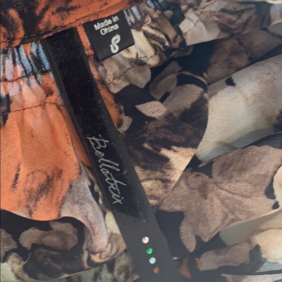 BELLATRIX•BLOUSE - Picture 8 of 10